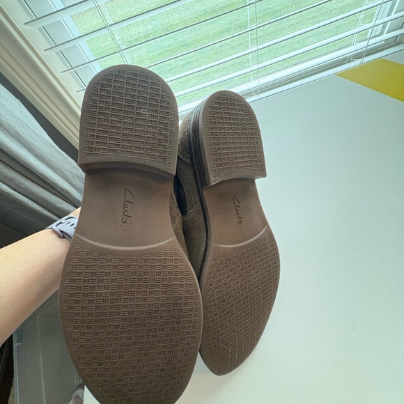 Clark’s Booties - Picture 3 of 4